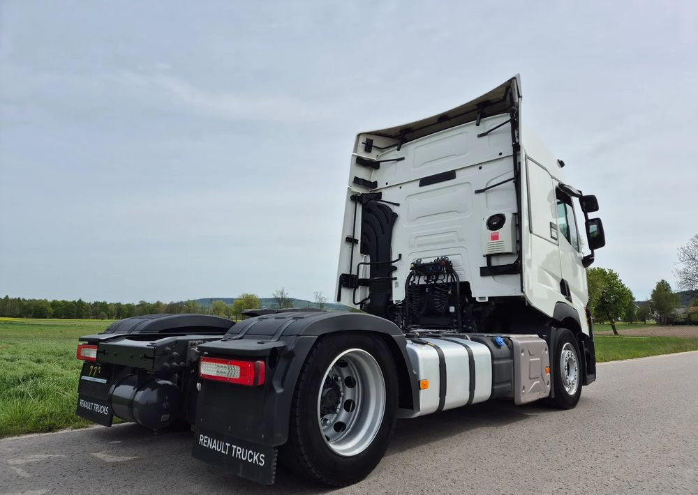 Renault T440 10/2019 ! 13l MEGA STANDARD regulowane siodło z Niemiec / klima postojowa / regulowane siodło / TOP STAN mega LOW deck standard - Влекач: снимка 3 Renault T440 10/2019 ! 13l MEGA STANDARD regulowane siodło z Niemiec / klima postojowa / regulowane siodło / TOP STAN mega LOW deck standard - Влекач: снимка 3