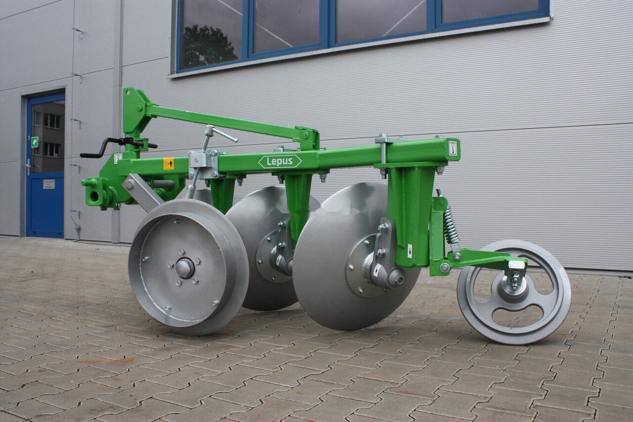 Bomet U040 0,6m 2 talerzowy Lepus - Плуг: снимка 2 Bomet U040 0,6m 2 talerzowy Lepus - Плуг: снимка 2