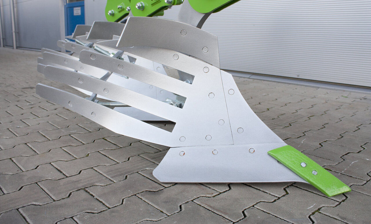 Bomet U063/2 3, korpus: 25-30-35cm, 0,75/0,9/1,05m Leo - Плуг: снимка 4 Bomet U063/2 3, korpus: 25-30-35cm, 0,75/0,9/1,05m Leo - Плуг: снимка 4