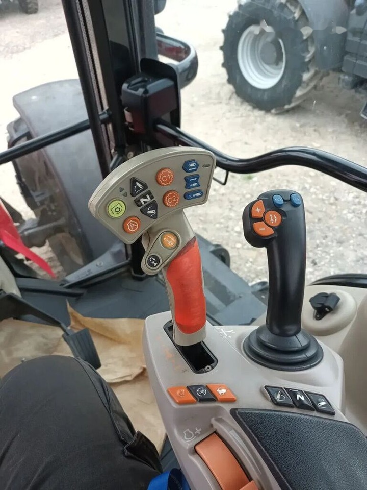 Трактор Massey Ferguson 7726 Dyna VT: снимка 14