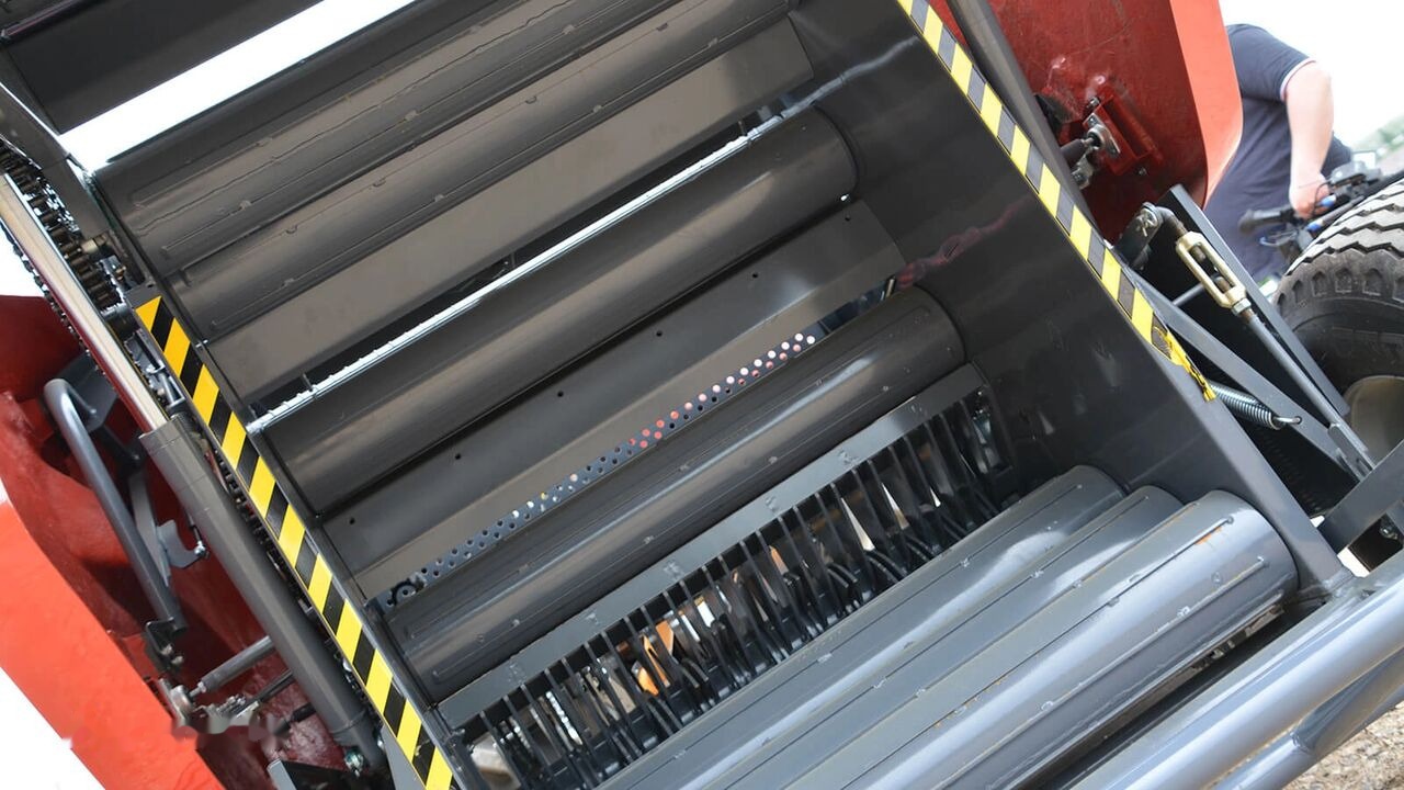 Metal-Fach Z562 - Рулонна сламопреса: снимка 3 Metal-Fach Z562 - Рулонна сламопреса: снимка 3