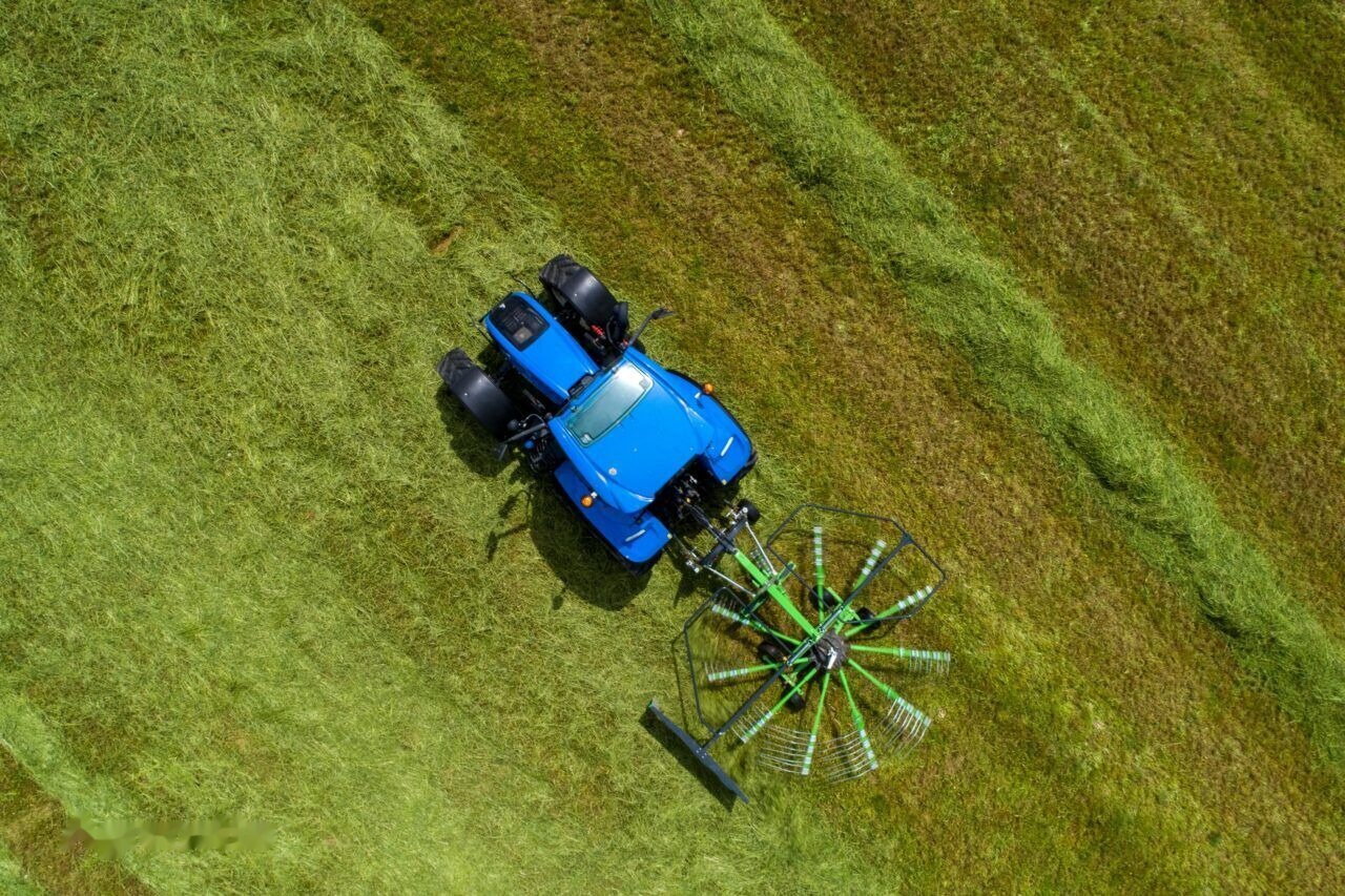 Talex Zgrabiarka karuzelowa zawieszana 3,6m Spyder - Гребло/ Сенообръщачка: снимка 3 Talex Zgrabiarka karuzelowa zawieszana 3,6m Spyder - Гребло/ Сенообръщачка: снимка 3