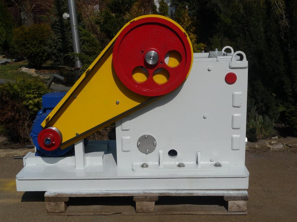 Backenbrecher JC 500 - Челюстна трошачка: снимка 1 Backenbrecher JC 500 - Челюстна трошачка: снимка 1