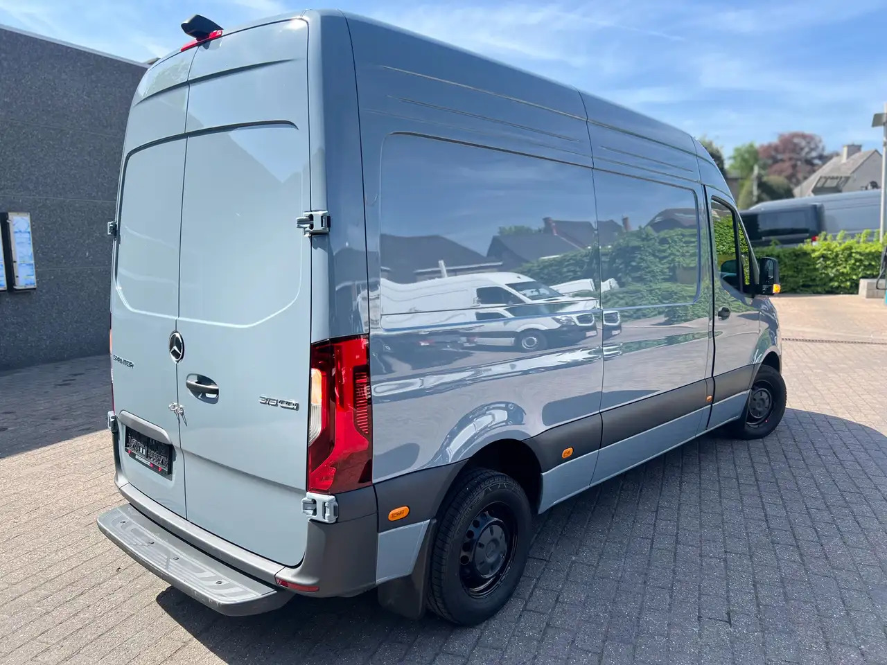 Mercedes-Benz Sprinter 315 L2H2 FWD (32.500€ex) MBUX|CARPLAY|LED - Товарен бус, Бус с двойна кабина: снимка 3 Mercedes-Benz Sprinter 315 L2H2 FWD (32.500€ex) MBUX|CARPLAY|LED - Товарен бус, Бус с двойна кабина: снимка 3