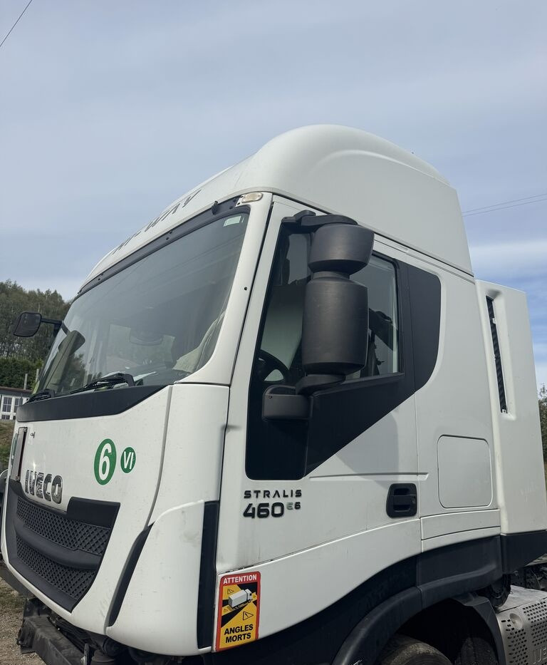 IVECO STRALIS HI-WAY E6 truck - Кабина за Камион: снимка 2 IVECO STRALIS HI-WAY E6 truck - Кабина за Камион: снимка 2