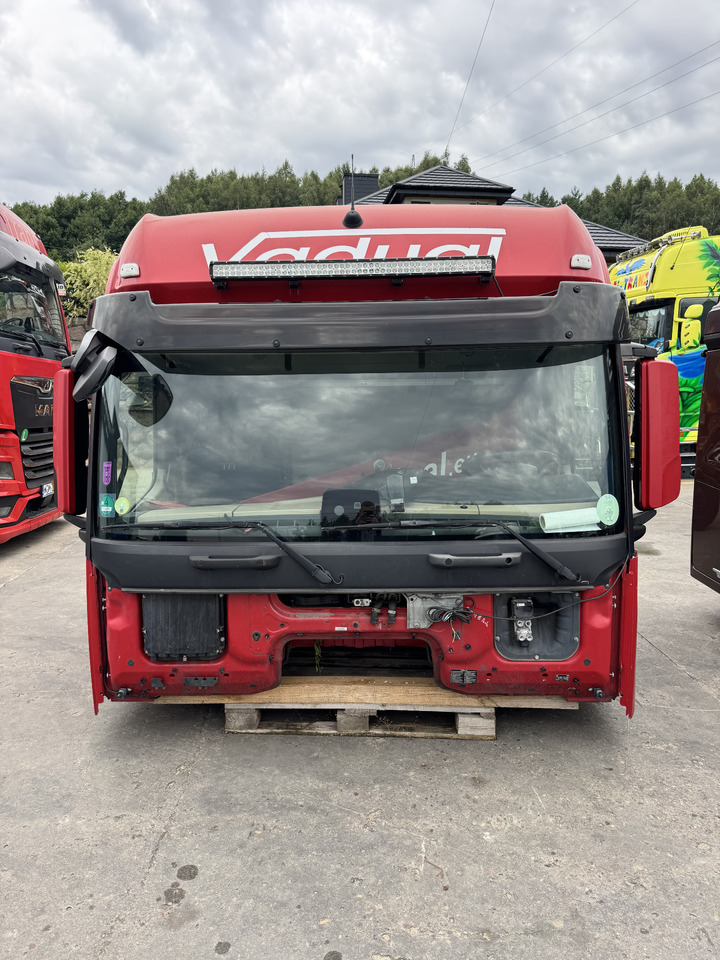 Mercedes-Benz ACTROS MP 4 2018 ROK truck - Кабина за Камион: снимка 1 Mercedes-Benz ACTROS MP 4 2018 ROK truck - Кабина за Камион: снимка 1