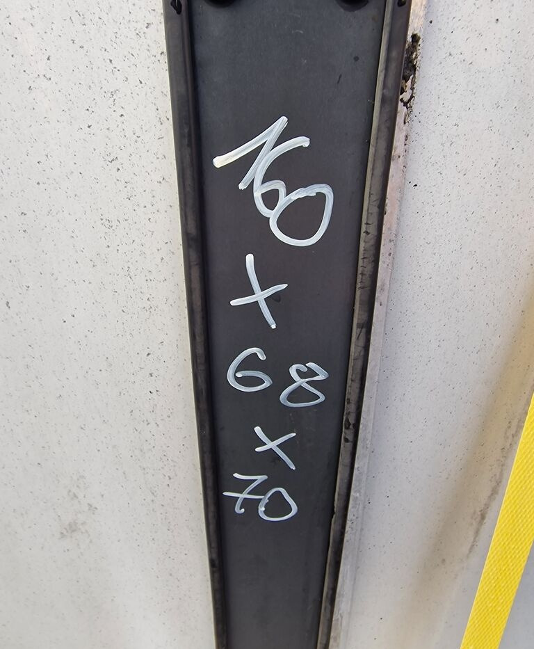 Scania R 700L 1871192 Scania Zbiornik Paliwa Scania R 700L 1871192 truck - Резервоар за гориво за Камион: снимка 2 Scania R 700L 1871192 Scania Zbiornik Paliwa Scania R 700L 1871192 truck - Резервоар за гориво за Камион: снимка 2