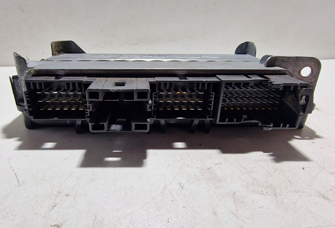 Scania Sterownik Świateł CUV2 R EURO6 2382793 Scania Sterownik Świateł CUV2 Scania R EURO6 2382793 truck - Блок за управление за Камион: снимка 2 Scania Sterownik Świateł CUV2 R EURO6 2382793 Scania Sterownik Świateł CUV2 Scania R EURO6 2382793 truck - Блок за управление за Камион: снимка 2