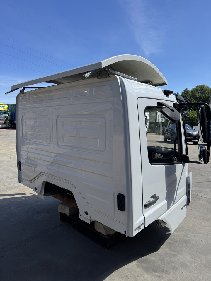 Mercedes Atego III - Кабина: снимка 4 Mercedes Atego III - Кабина: снимка 4