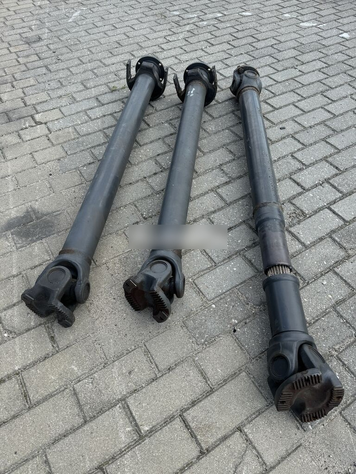 Mercedes-Benz WAŁ PĘDNY NAPĘDOWY 3 CZĘSCIOWY MERCEDES ATEGO III 17.5 - Ос и части за Камион: снимка 3 Mercedes-Benz WAŁ PĘDNY NAPĘDOWY 3 CZĘSCIOWY MERCEDES ATEGO III 17.5 - Ос и части за Камион: снимка 3