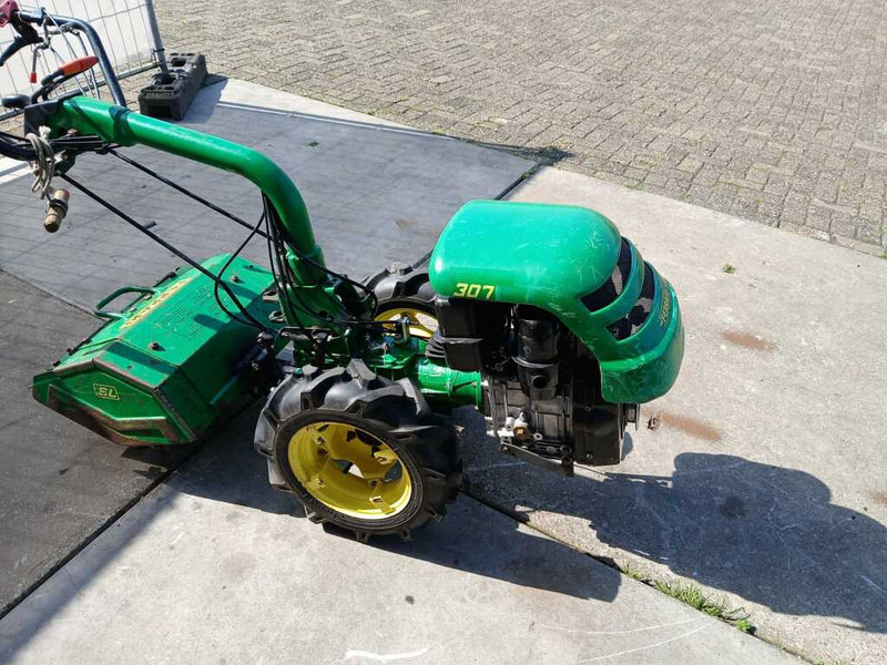 Ferrari 307 - Малък трактор: снимка 3 Ferrari 307 - Малък трактор: снимка 3