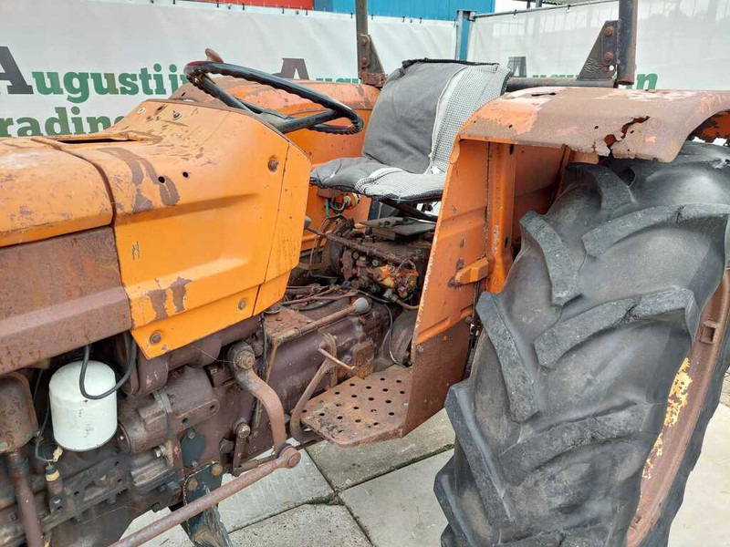 Fiat 640/8 - Трактор: снимка 4 Fiat 640/8 - Трактор: снимка 4