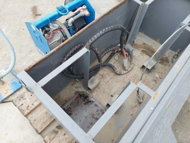 Van Zuylen MNS 12E 12V - Прикачен инвентар: снимка 2 Van Zuylen MNS 12E 12V - Прикачен инвентар: снимка 2