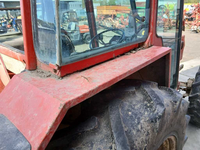 Renault 781-4 - Трактор: снимка 2 Renault 781-4 - Трактор: снимка 2