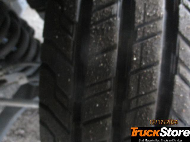 FUSO Canter 3C15 - Лекотоварен автомобил фургон: снимка 5 FUSO Canter 3C15 - Лекотоварен автомобил фургон: снимка 5