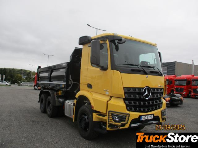 Mercedes-Benz Arocs 3351 K - Самосвал камион: снимка 2 Mercedes-Benz Arocs 3351 K - Самосвал камион: снимка 2
