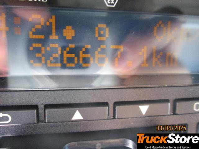 Mercedes-Benz Actros 1845 LS - Влекач: снимка 2 Mercedes-Benz Actros 1845 LS - Влекач: снимка 2
