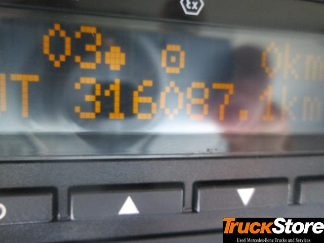 Mercedes-Benz Actros 1845 LS nRL - Влекач: снимка 5 Mercedes-Benz Actros 1845 LS nRL - Влекач: снимка 5