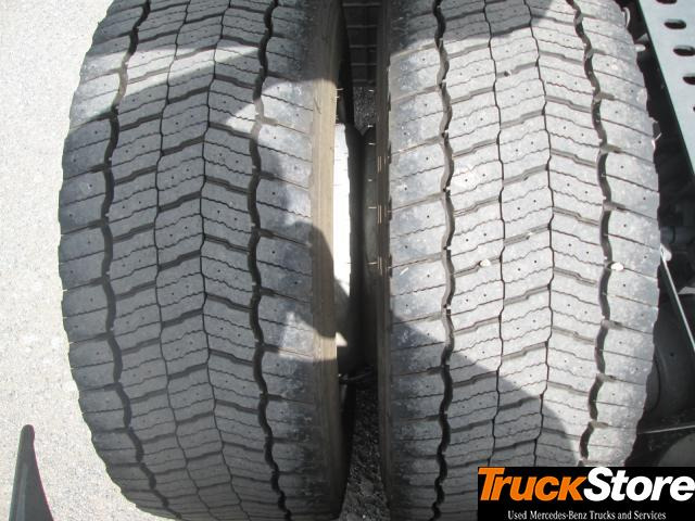 Mercedes-Benz Actros 1845 LS nRL - Влекач: снимка 2 Mercedes-Benz Actros 1845 LS nRL - Влекач: снимка 2