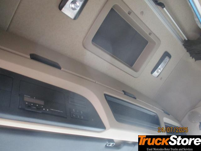 Влекач Mercedes-Benz Actros 1845 LS nRL: снимка 7 Влекач Mercedes-Benz Actros 1845 LS nRL: снимка 7