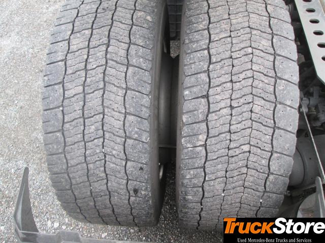 Mercedes-Benz Actros 1845 LS nRL - Влекач: снимка 2 Mercedes-Benz Actros 1845 LS nRL - Влекач: снимка 2