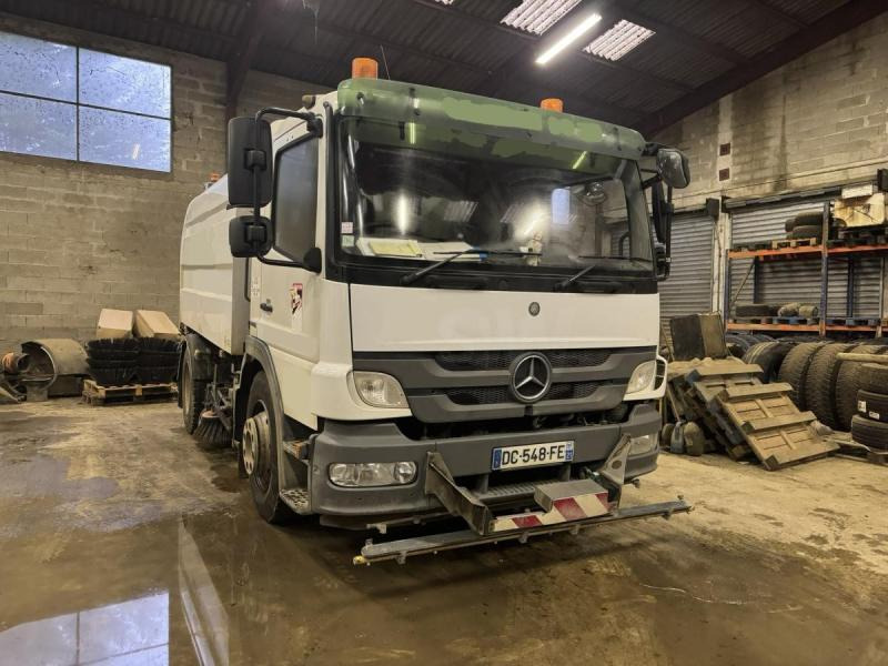 Mercedes Atego 1524 - Мотометачна машина: снимка 1 Mercedes Atego 1524 - Мотометачна машина: снимка 1