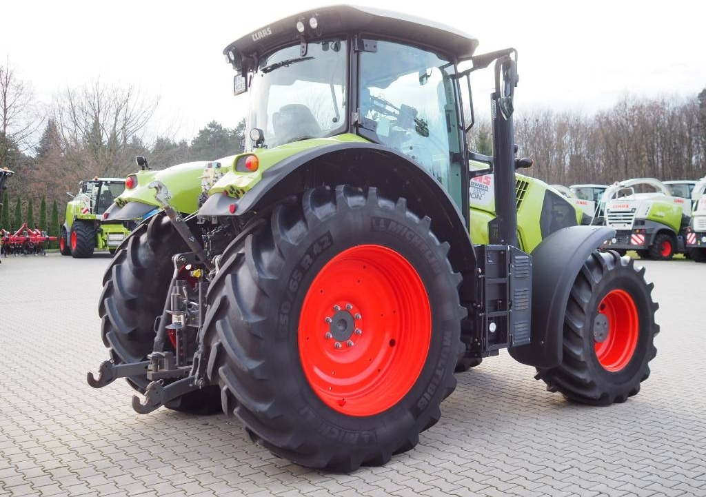 Claas Axion 810 CIS, GPS - RTK - Трактор: снимка 3 Claas Axion 810 CIS, GPS - RTK - Трактор: снимка 3