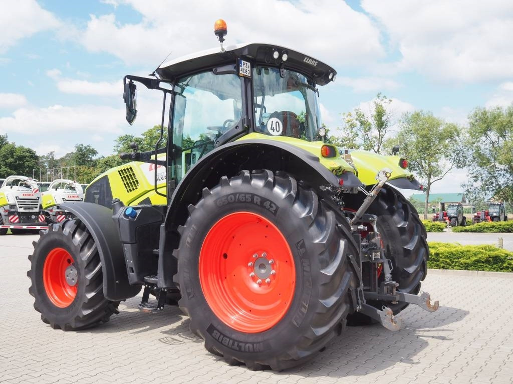 Claas Axion 810 CIS, GPS - RTK - Трактор: снимка 2 Claas Axion 810 CIS, GPS - RTK - Трактор: снимка 2