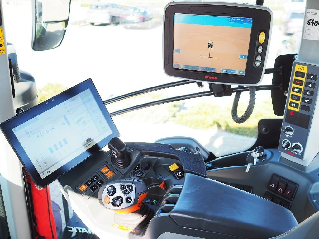 Лизинг на Claas Axion 960 CMATIC, GPS - RTK NET  Claas Axion 960 CMATIC, GPS - RTK NET: снимка 8