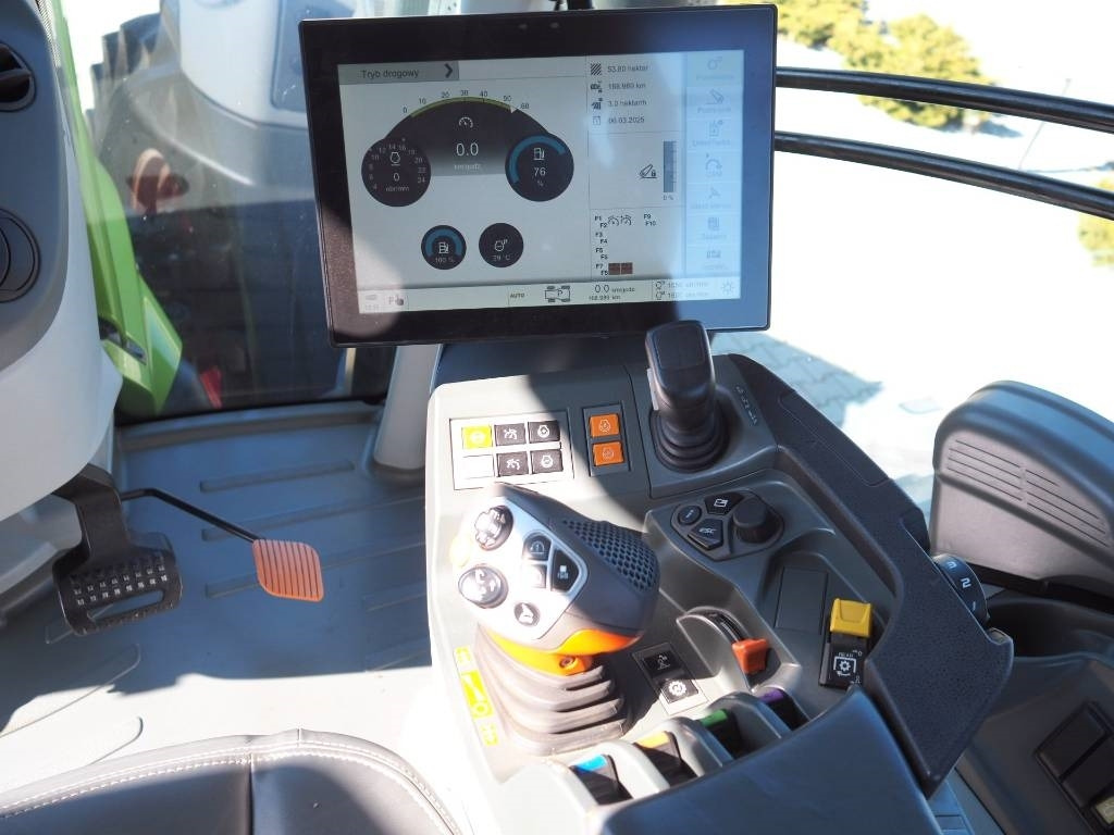 Лизинг на Claas Axion 960 CMATIC, GPS - RTK NET  Claas Axion 960 CMATIC, GPS - RTK NET: снимка 7