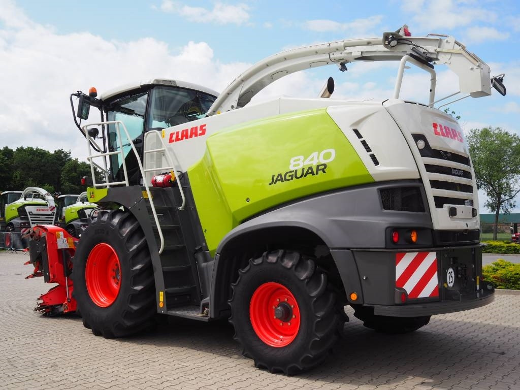 Claas Jaguar 840 + Kemper 345 Plus - Силажокомбайн: снимка 2 Claas Jaguar 840 + Kemper 345 Plus - Силажокомбайн: снимка 2