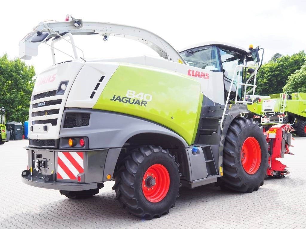 Claas Jaguar 840 + Kemper 345 Plus - Силажокомбайн: снимка 3 Claas Jaguar 840 + Kemper 345 Plus - Силажокомбайн: снимка 3