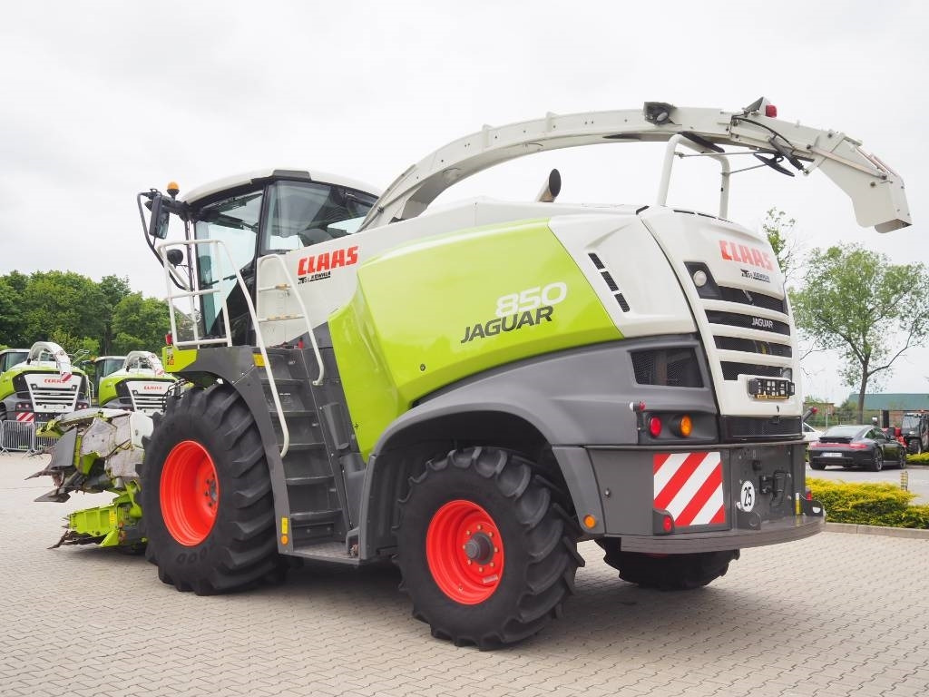 Claas Jaguar 850 + Orbis 450 - Силажокомбайн: снимка 2 Claas Jaguar 850 + Orbis 450 - Силажокомбайн: снимка 2