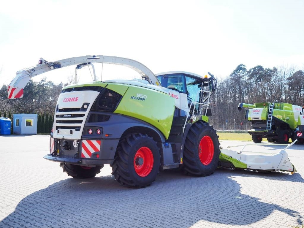 Claas Jaguar 950 4WD + Orbis 750 - Силажокомбайн: снимка 3 Claas Jaguar 950 4WD + Orbis 750 - Силажокомбайн: снимка 3