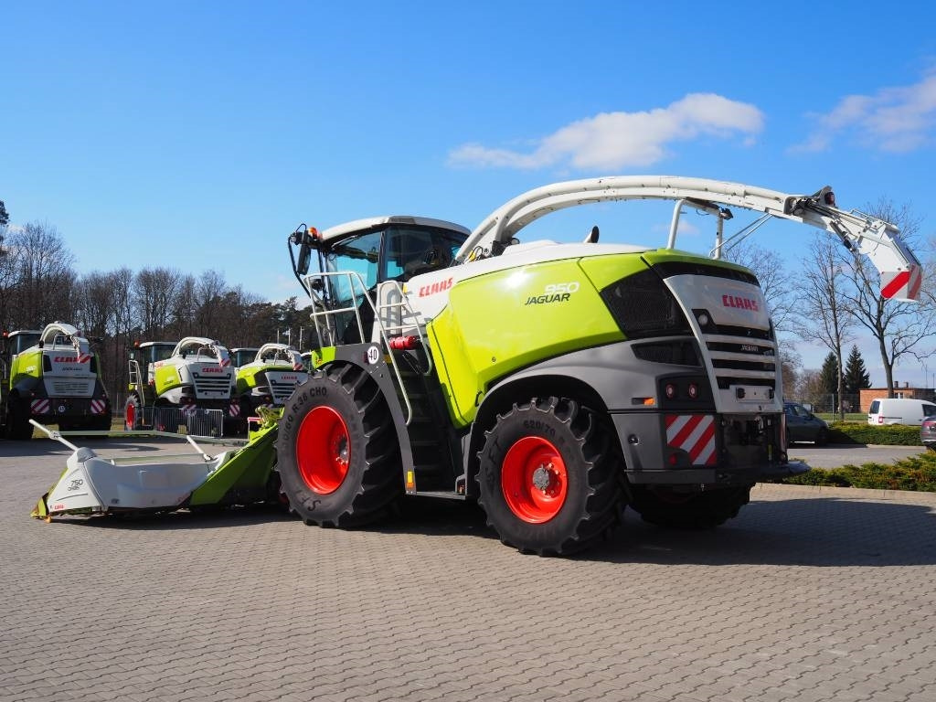 Claas Jaguar 950 4WD + Orbis 750 - Силажокомбайн: снимка 2 Claas Jaguar 950 4WD + Orbis 750 - Силажокомбайн: снимка 2