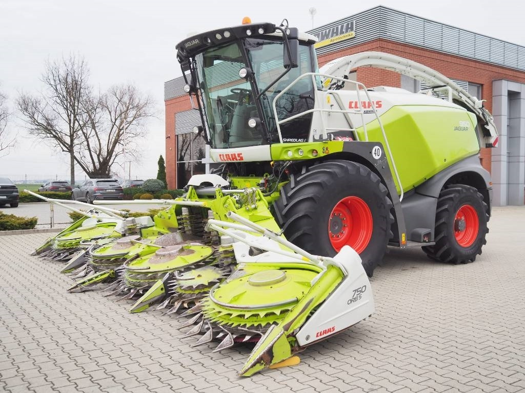 Claas Jaguar 950 4x4 + Orbis 750 - Силажокомбайн: снимка 4 Claas Jaguar 950 4x4 + Orbis 750 - Силажокомбайн: снимка 4