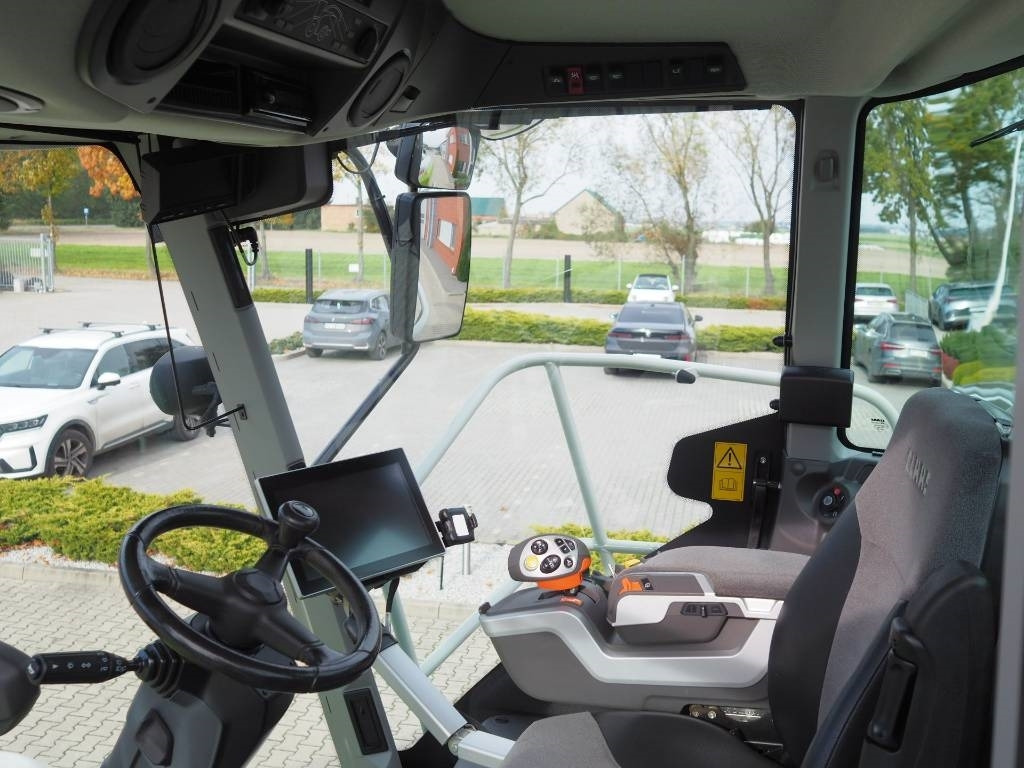 Силажокомбайн Claas Jaguar 950 4x4 + Orbis 750: снимка 7 Силажокомбайн Claas Jaguar 950 4x4 + Orbis 750: снимка 7