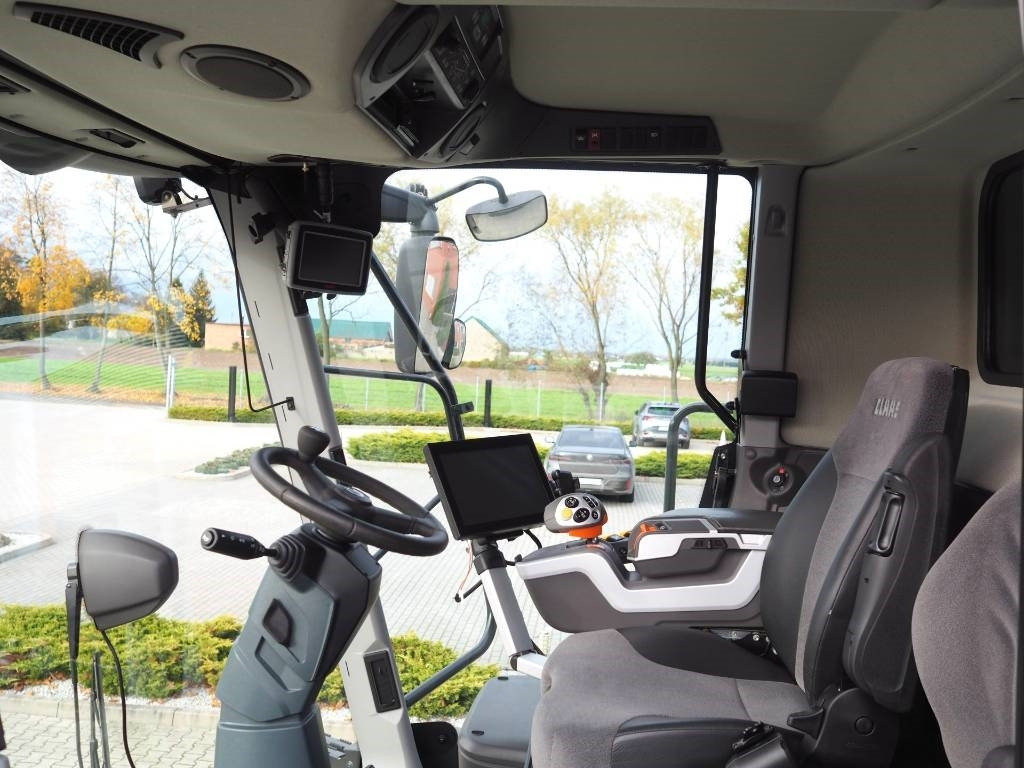 Claas Lexion 7500TT GPS + V930 - Зърнокомбайн: снимка 5 Claas Lexion 7500TT GPS + V930 - Зърнокомбайн: снимка 5