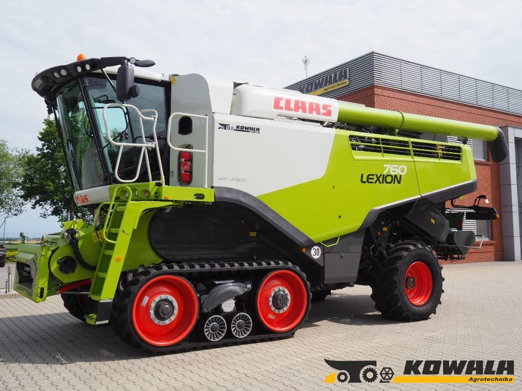 Claas Lexion 760TT + V930  - Зърнокомбайн: снимка 1 Claas Lexion 760TT + V930  - Зърнокомбайн: снимка 1