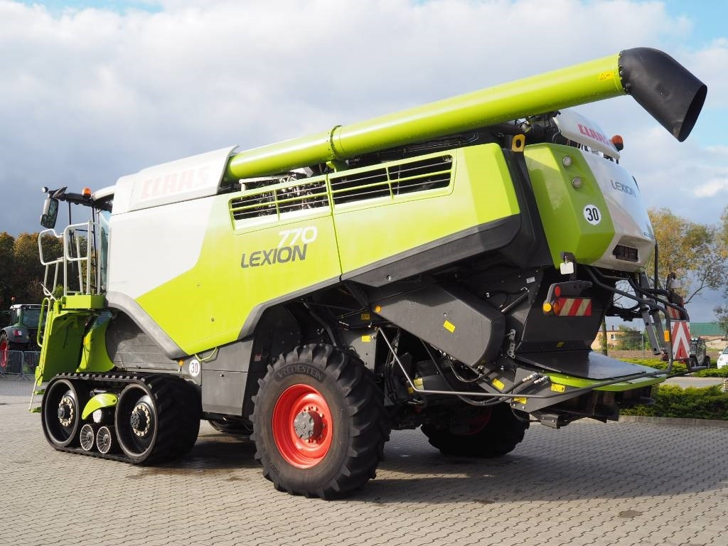Claas Lexion 770 TT  - Зърнокомбайн: снимка 2 Claas Lexion 770 TT  - Зърнокомбайн: снимка 2
