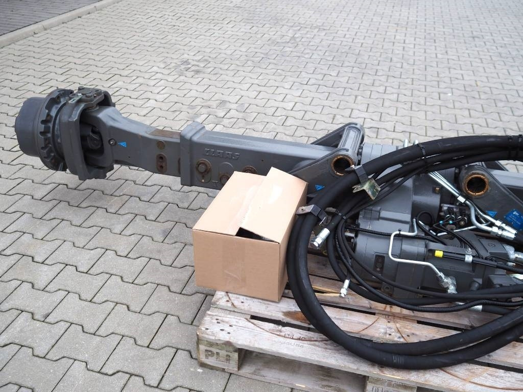 Принадлежност за машини за прибиране на реколтата Claas Lexion / NAF rear driving axle / 4WD: снимка 9