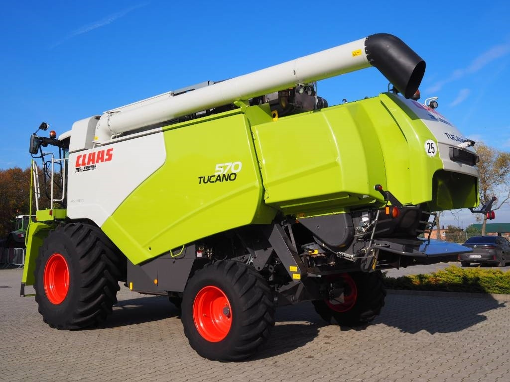 Claas Tucano 570 GPS + V770  - Зърнокомбайн: снимка 2 Claas Tucano 570 GPS + V770  - Зърнокомбайн: снимка 2