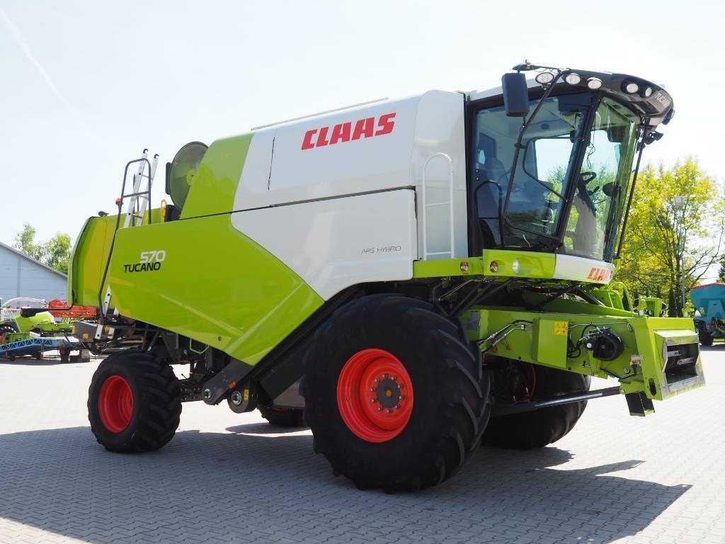 Claas Tucano 570 + V770 - Зърнокомбайн: снимка 4 Claas Tucano 570 + V770 - Зърнокомбайн: снимка 4