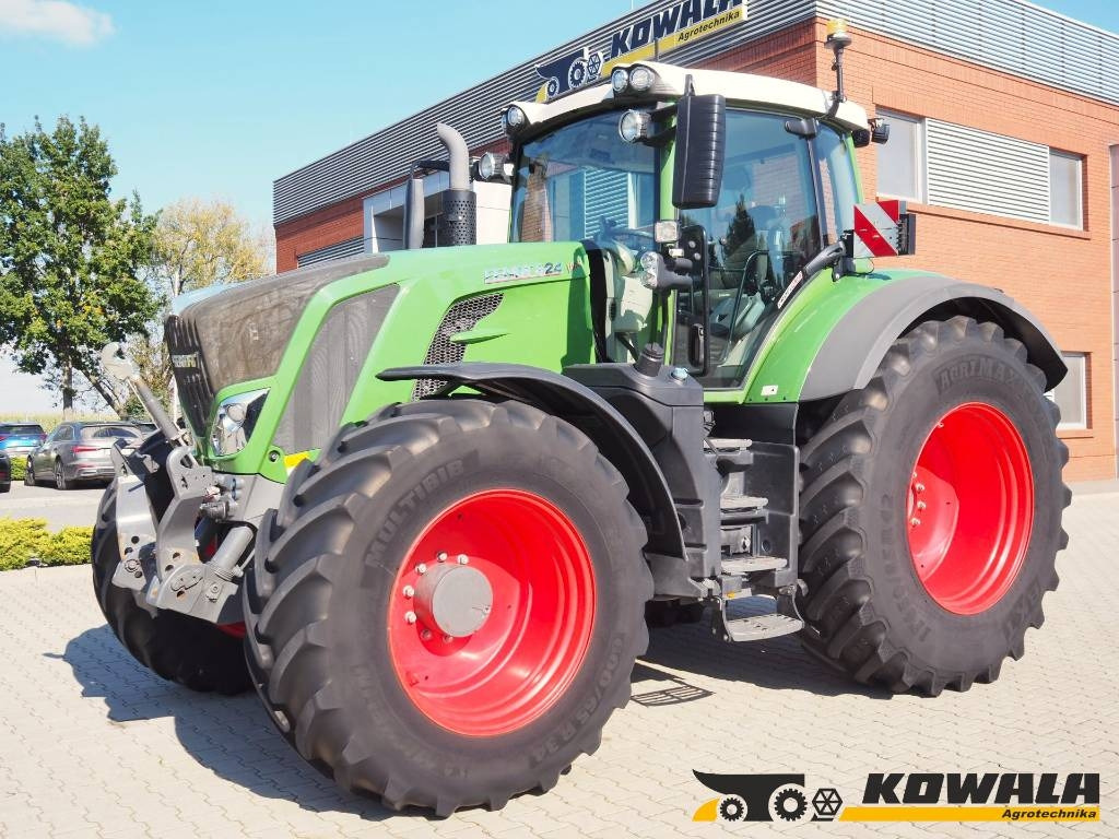 Fendt 824 Vario S4 ProfiPlus, GPS - Трактор: снимка 1 Fendt 824 Vario S4 ProfiPlus, GPS - Трактор: снимка 1