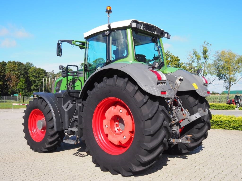 Fendt 828 Vario S4 ProfiPlus, GPS - Трактор: снимка 2 Fendt 828 Vario S4 ProfiPlus, GPS - Трактор: снимка 2