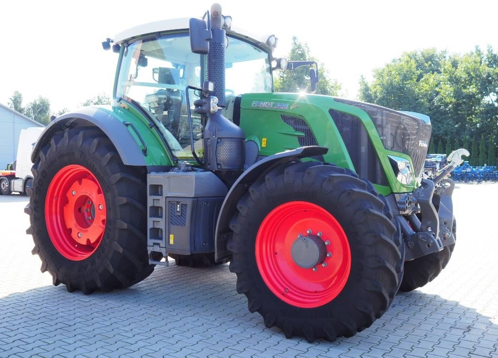 Fendt 828 Vario S4 ProfiPlus, GPS - Трактор: снимка 4 Fendt 828 Vario S4 ProfiPlus, GPS - Трактор: снимка 4