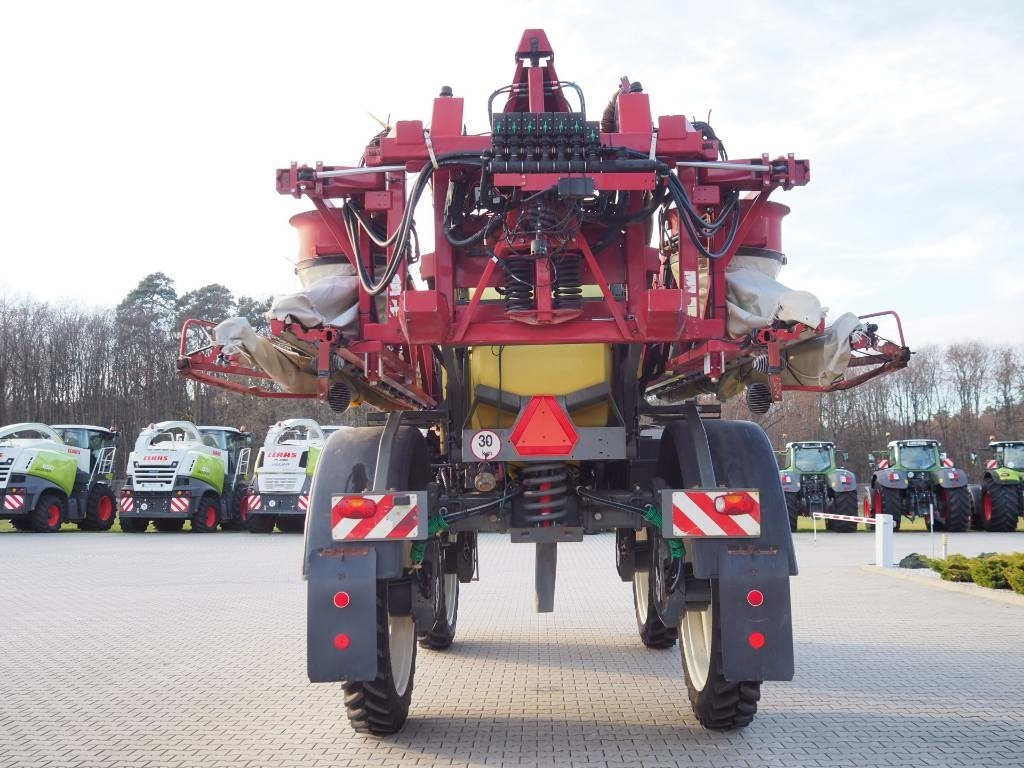 Hardi ALPHA Evo 4100i TWIN - Самоходна пръскачка: снимка 4 Hardi ALPHA Evo 4100i TWIN - Самоходна пръскачка: снимка 4