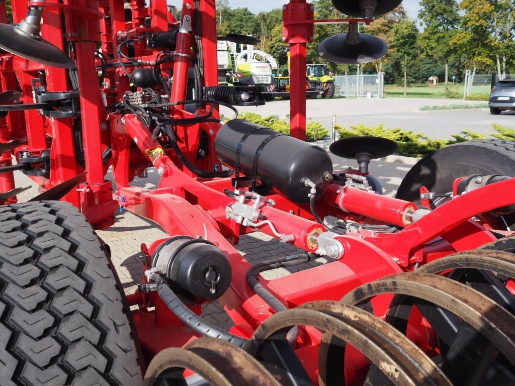 Лизинг на Horsch Tiger 6 MT  Horsch Tiger 6 MT: снимка 11