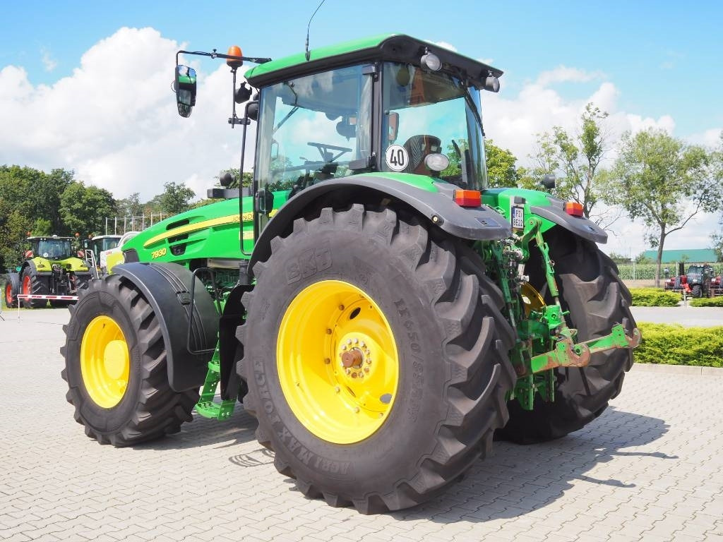 John Deere 7930 AutoQuad - Трактор: снимка 2 John Deere 7930 AutoQuad - Трактор: снимка 2
