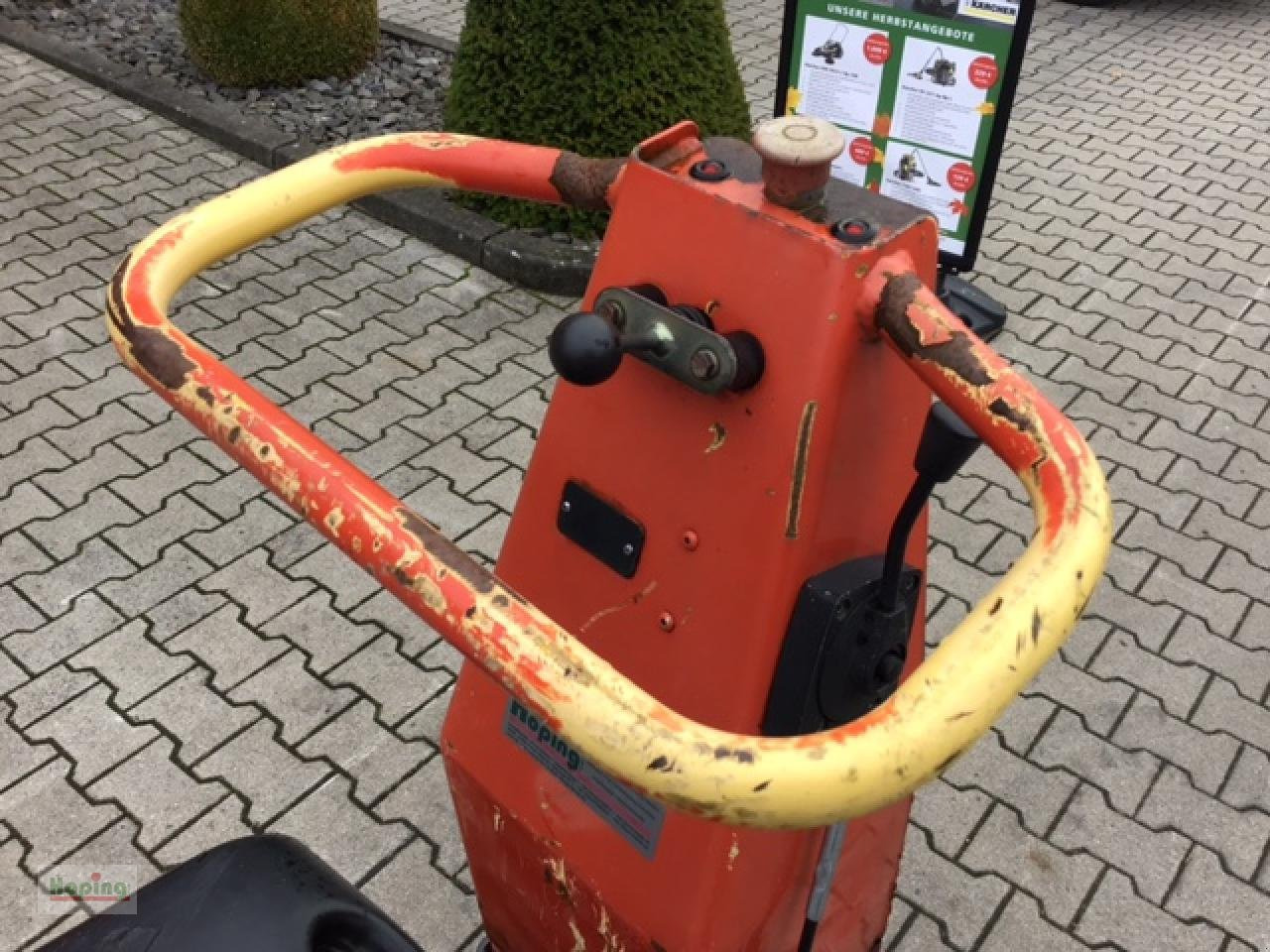 DYNAPAC LH 700 - Виброплоча: снимка 5 DYNAPAC LH 700 - Виброплоча: снимка 5